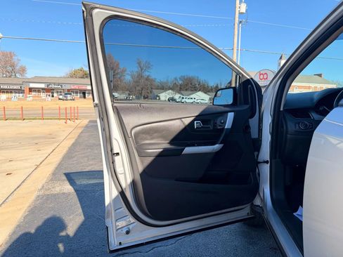 Used 2011 Ford Edge SEL w/ 202A Rapid Spec Order Code image 10