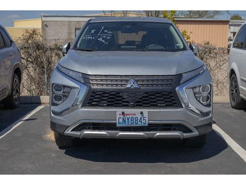 Used 2024 Mitsubishi Eclipse Cross SE AWD/4WD image 2