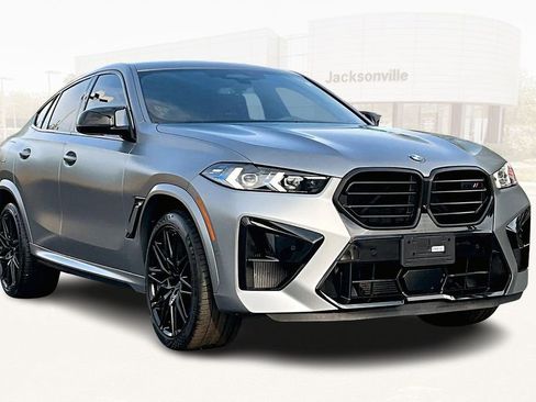 Used 2025 BMW X6 M Competition image 3