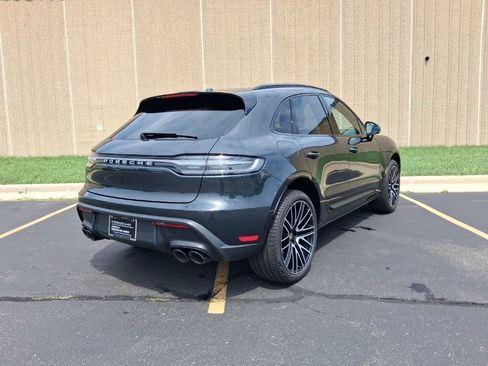 Certified 2026 Porsche Macan AWD/4WD image 10