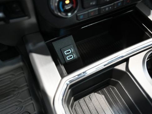 Used 2018 Ford F250 Platinum image 23