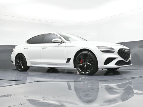Used 2022 Genesis G70 3.3T w/ Sport Prestige Package image 22