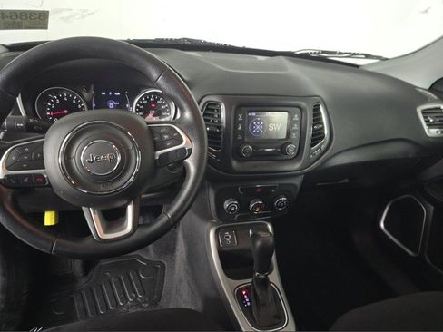 Used 2018 Jeep Compass Sport image 22