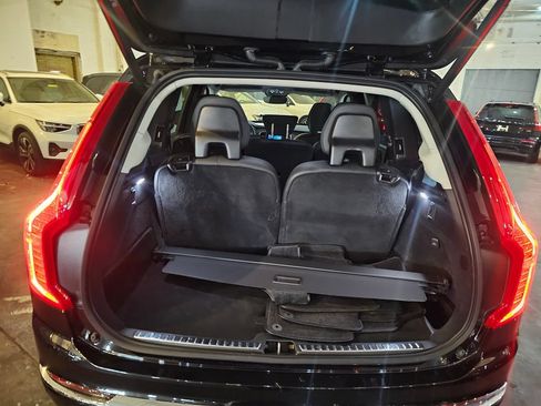 Certified 2023 Volvo XC90 B6 Plus AWD/4WD image 7