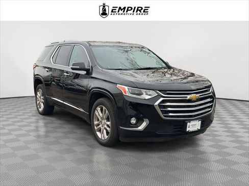 Used 2021 Chevrolet Traverse High Country image 1