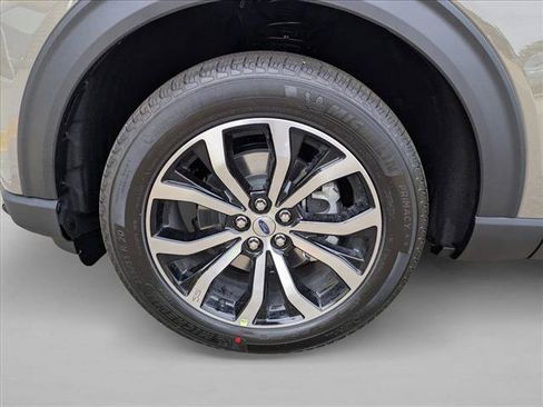 New 2026 Ford Explorer ST-Line AWD/4WD image 10