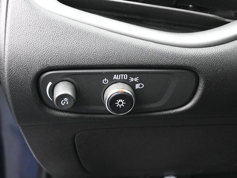 Used 2025 Chevrolet Malibu LT FWD image 16