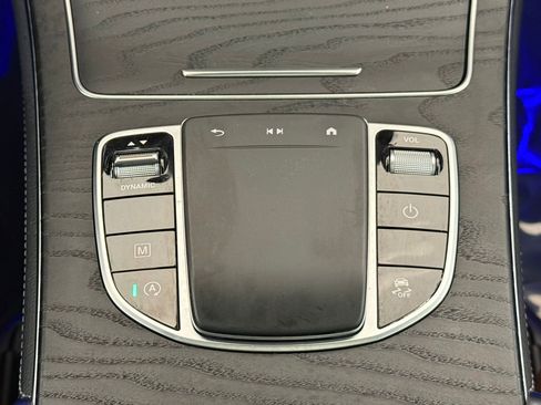 Used 2020 Mercedes-Benz GLC 300 4MATIC image 18