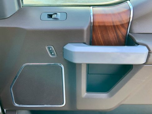 Used 2020 Ford F150 King Ranch w/ Technology Package image 54