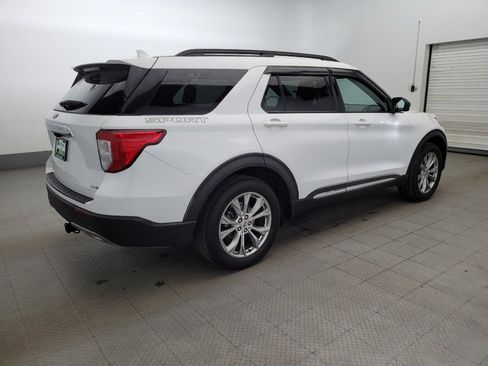 Used 2020 Ford Explorer XLT w/ Equipment Group 202A image 10