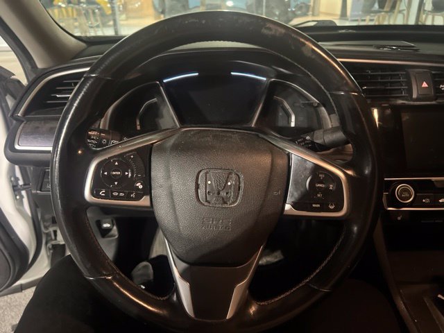 Used 2018 Honda Civic Touring image 11