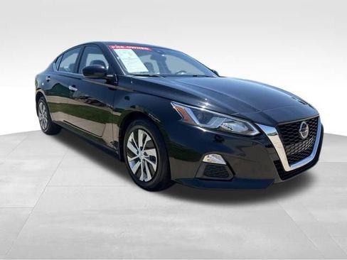 Used 2021 Nissan Altima 2.5 S w/ Driver Assist Package FWD image 5