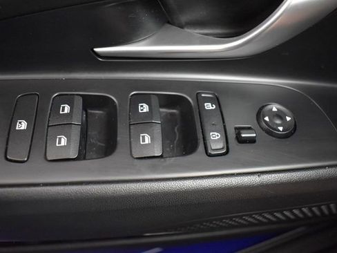 Used 2021 Hyundai Elantra SEL w/ Convenience Package image 26