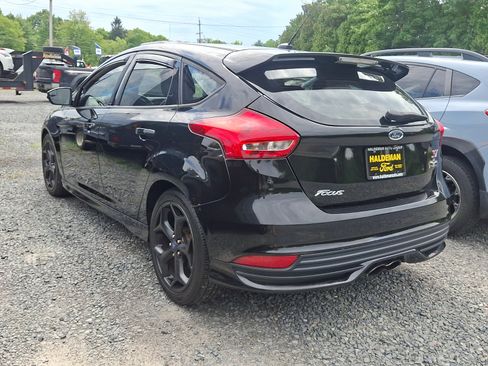 Used 2015 Ford Focus ST FWD image 6