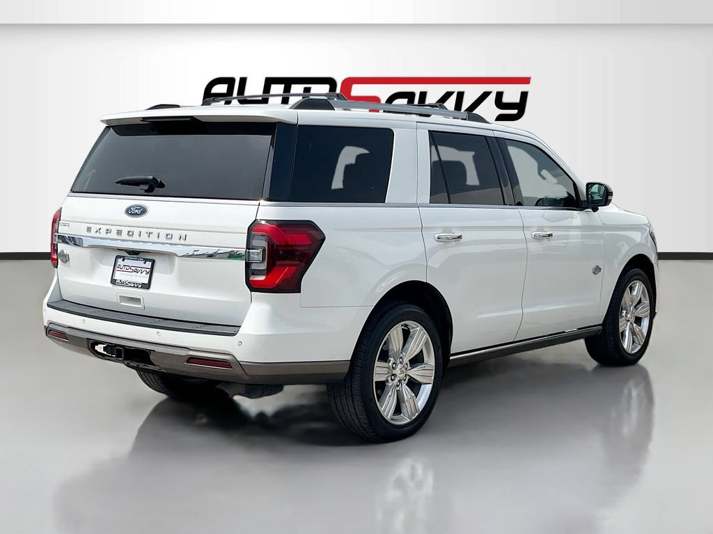 Used 2024 Ford Expedition King Ranch RWD image 7