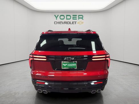Used 2024 Chevrolet Traverse RS image 57
