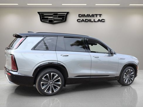 Certified 2026 Cadillac Vistiq Sport w/ LPO, Floor Liner Package AWD/4WD image 5