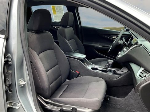 Used 2023 Chevrolet Malibu LT FWD image 20