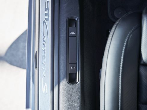 Used 2024 Porsche 911 Carrera S w/ Sport Package image 28