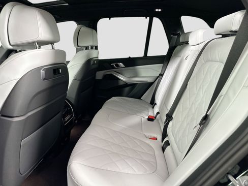 New 2026 BMW X5 sDrive40i w/ M Sport Package image 25