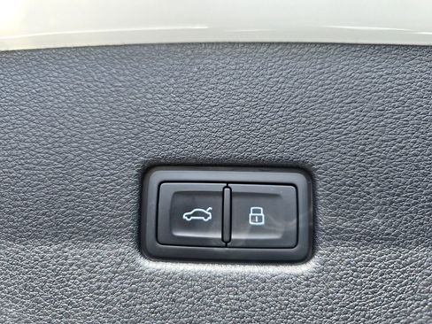 New 2026 Audi RS Q8 performance image 17