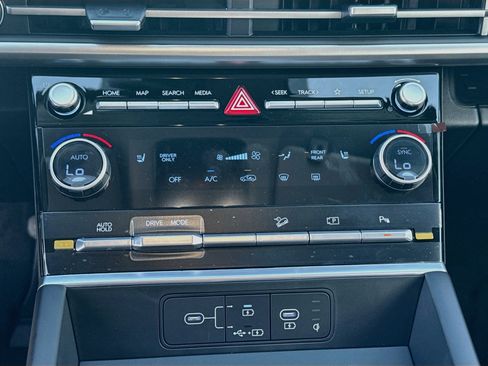 New 2027 Hyundai Santa Fe SEL FWD image 12