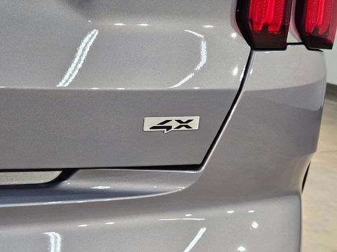 Used 2023 Kia Sorento SX AWD/4WD image 41