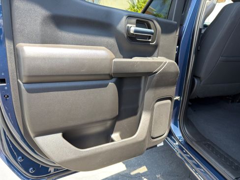 Used 2022 Chevrolet Silverado 1500 LT RWD image 20