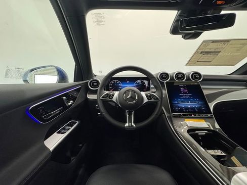 New 2025 Mercedes-Benz GLC 300 image 22