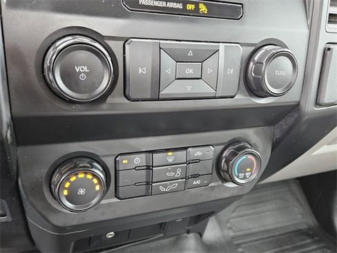 Used 2019 Ford F150 XL w/ Trailer Tow Package image 17