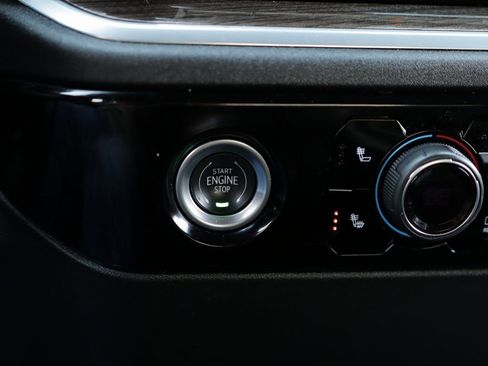 Certified 2022 Chevrolet Silverado 1500 LT image 20