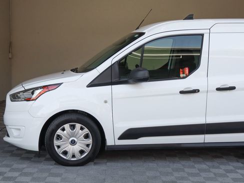 Used 2023 Ford Transit Connect XLT FWD image 12