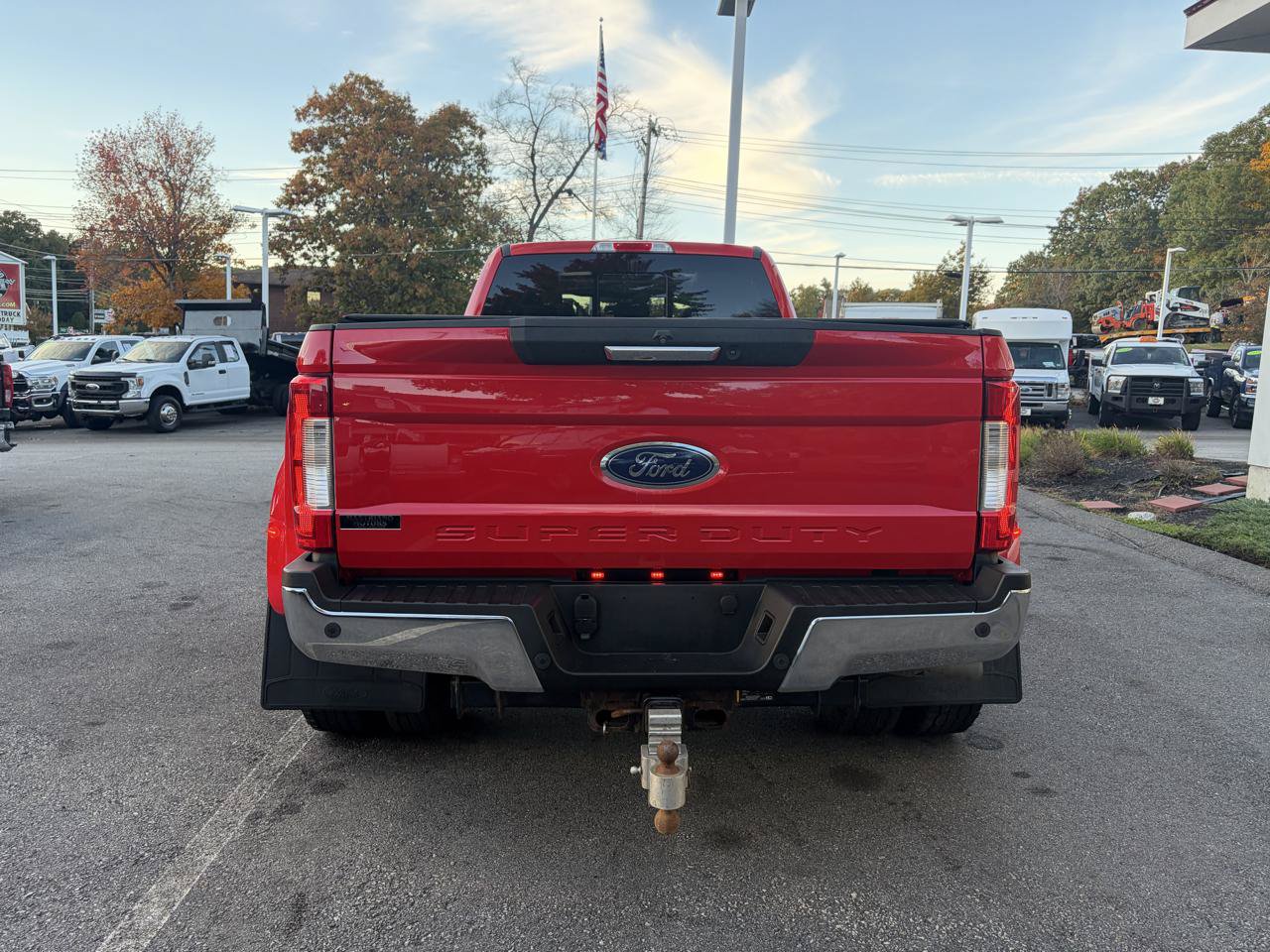 Used 2017 Ford F350 Lariat w/ Lariat Value Package AWD/4WD image 7