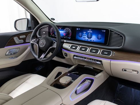 Used 2025 Mercedes-Benz GLE 350 4MATIC image 15