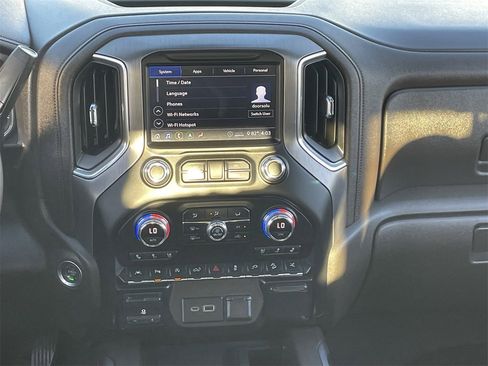 Used 2020 GMC Sierra 1500 Denali w/ Denali Ultimate Package image 16