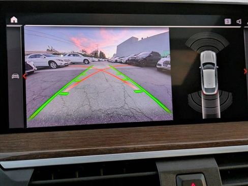 Used 2021 BMW X4 xDrive30i w/ Convenience Package image 14