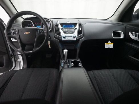 Used 2015 Chevrolet Equinox LS image 5