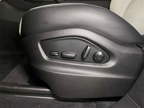 New 2026 Porsche Cayenne Coupe image 17