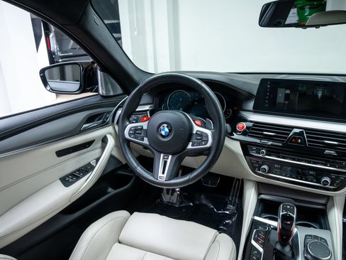 Used 2018 BMW M5 w/ Executive Package AWD/4WD image 11