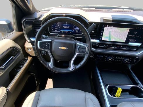 Used 2024 Chevrolet Silverado 2500 LTZ w/ LTZ Texas Edition AWD/4WD image 6