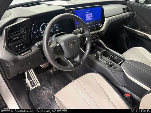 Used 2026 Lexus TX 500h AWD w/ Technology Package image 11