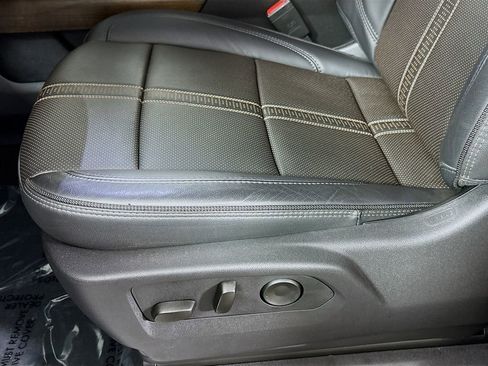 Certified 2025 Chevrolet Silverado 1500 High Country w/ Midnight Edition image 24