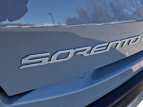 Used 2025 Kia Sorento EX w/ Panoramic Sunroof Package image 31