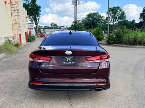 Used 2016 Kia Optima LX FWD image 4