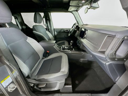 Used 2025 Ford Bronco Big Bend image 30