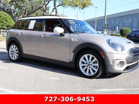 Used 2022 MINI Cooper Clubman S w/ Signature Upholstery Package image 12