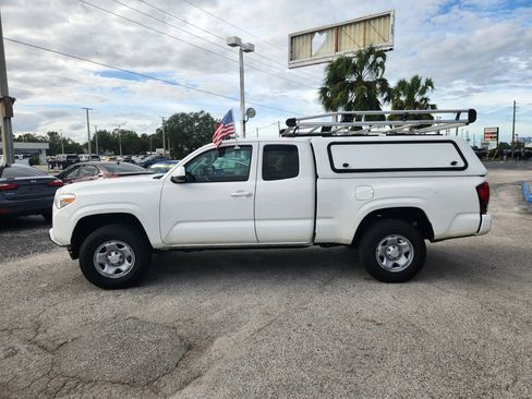 Used 2021 Toyota Tacoma SR image 5