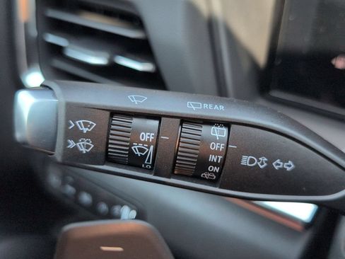 New 2027 GMC Terrain Elevation w/ Elevation Premium Package FWD image 15