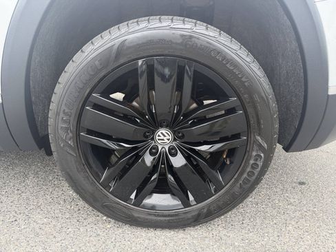 Used 2019 Volkswagen Atlas SEL Premium AWD/4WD image 14