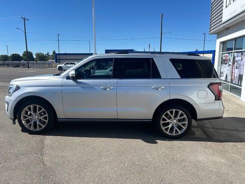 Used 2019 Ford Expedition Limited w/ Equipment Group 302A image 10